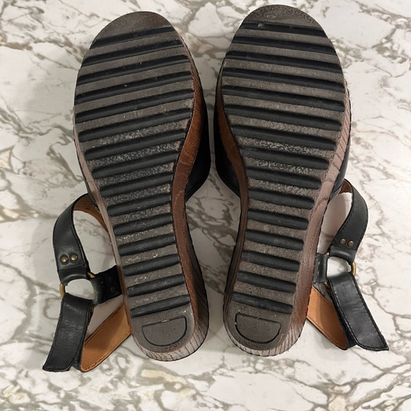 b.o.c. Rina Platform Wedge Clogs - Picture 11 of 12